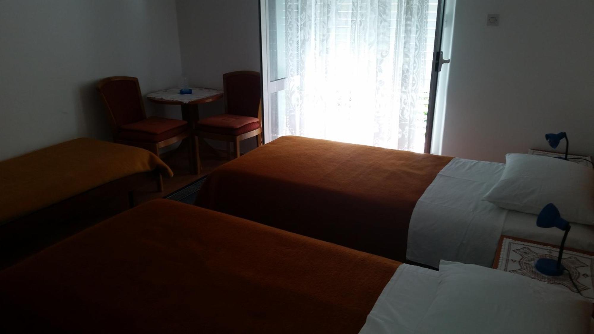 Guesthouse Storelli 洛帕德 外观 照片
