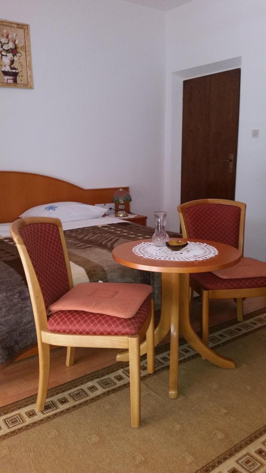 Guesthouse Storelli 洛帕德 外观 照片